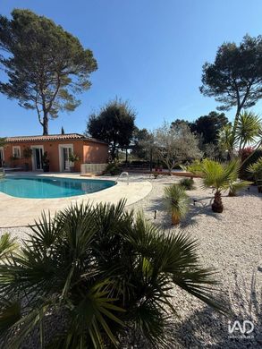 Villa in Flassans-sur-Issole, Var