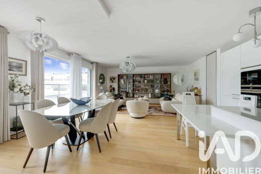 Apartment in Garches, Hauts-de-Seine