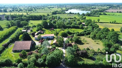 Villa in Gourgé, Deux-Sèvres