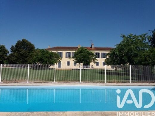 Вилла, Saint-Christoly-Médoc, Gironde