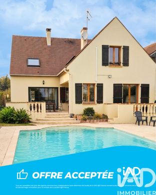 Villa in Choisel, Yvelines