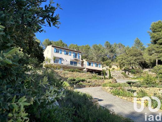 Villa in Jouques, Bouches-du-Rhône