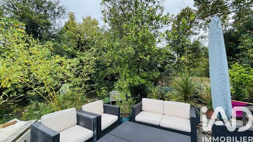 Villa in La Rochelle, Charente-Maritime