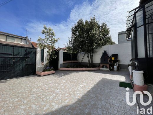 Willa w Noisy-le-Sec, Seine-Saint-Denis