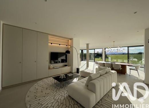 Villa in Limonest, Rhône