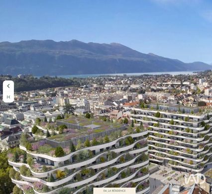 Apartment / Etagenwohnung in Aix-les-Bains, Savoy