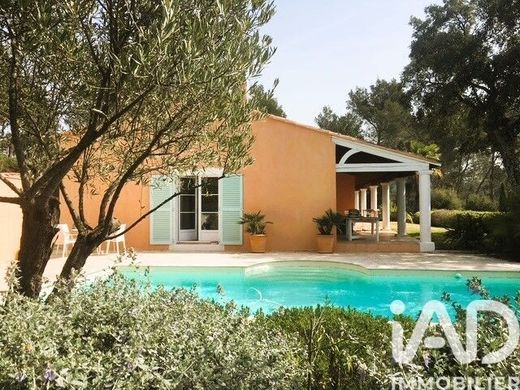 Villa à Pierrefeu-du-Var, Var