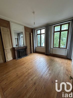 Villa in Lille, North