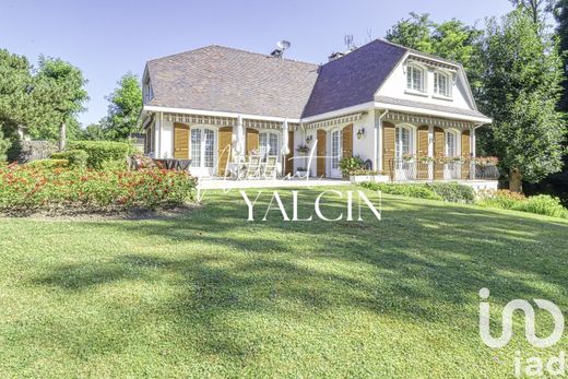 Villa en Saint-Brice-sous-Forêt, Valle de Oise