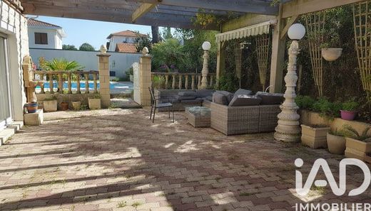 Villa in Tarnos, Landes