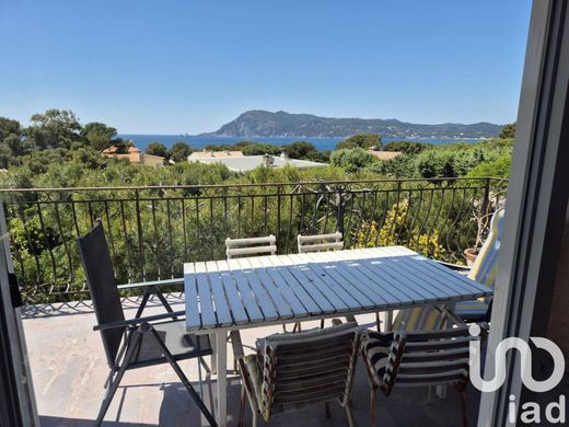 Villa in Saint-Mandrier-sur-Mer, Var