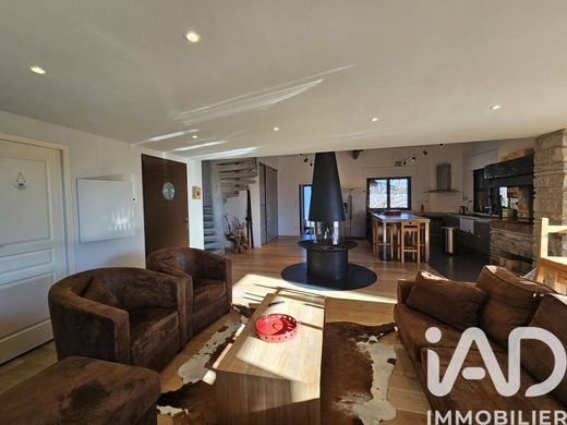 Saint-Apollinaire, Hautes-Alpesのヴィラ