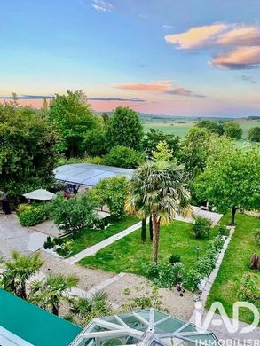 Villa in Villiers-Adam, Val d'Oise