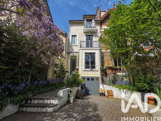 Villa in Garches, Hauts-de-Seine