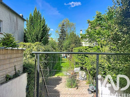 Villa a Chatou, Yvelines