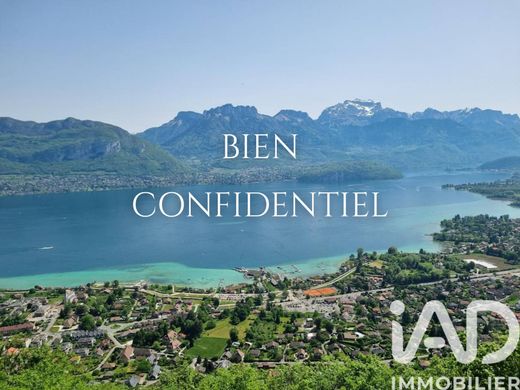 Villa in Sevrier, Haute-Savoie