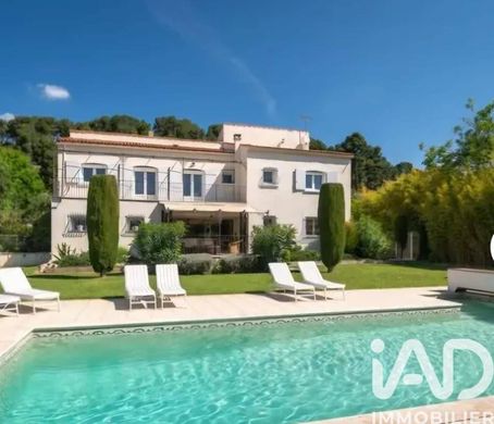 Villa in Saint-Victoret, Bouches-du-Rhône