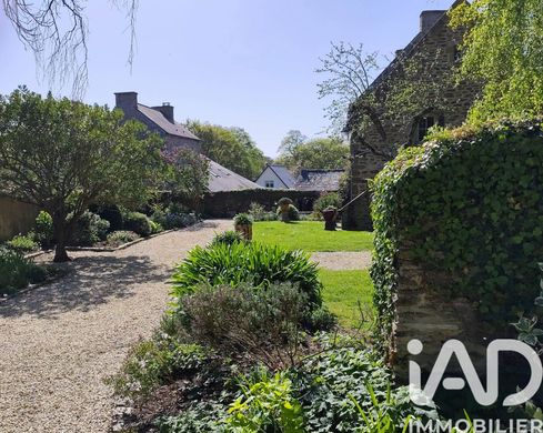 Villa in Le Minihic-sur-Rance, Ille-et-Vilaine