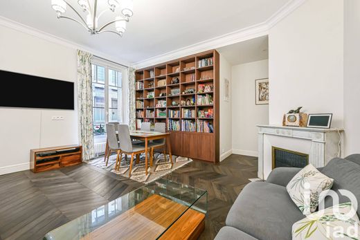 Apartment in Monceau, Courcelles, Ternes, Paris
