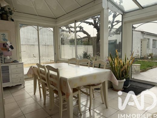 Villa in Rivedoux-Plage, Charente-Maritime