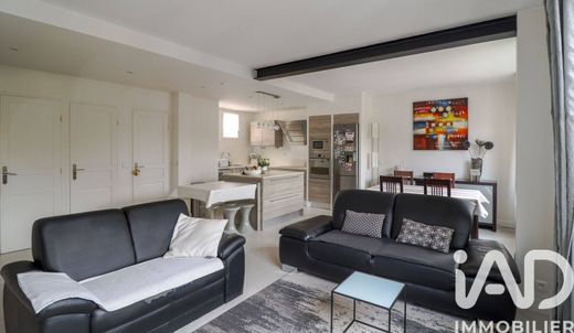 Villa à Rueil-Malmaison, Hauts-de-Seine