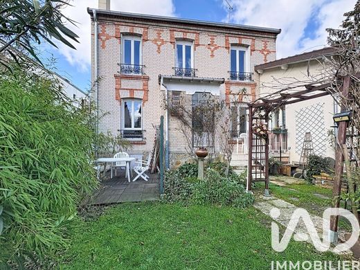 Villa a Bois-Colombes, Hauts-de-Seine