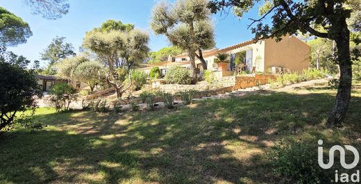 Villa in Roquebrune-sur-Argens, Var
