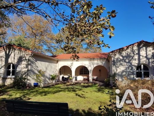 Villa a Lit-et-Mixe, Landes