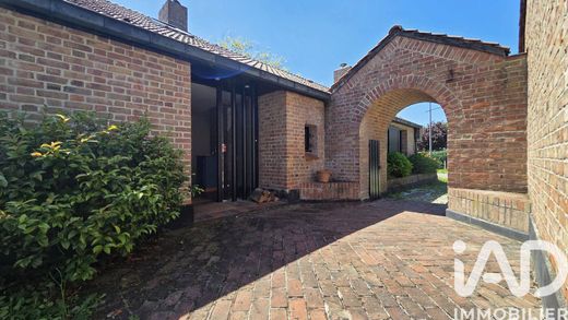 Villa in Mouvaux, North