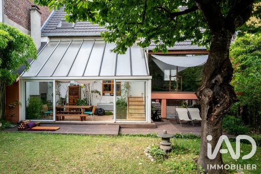 Villa in Gentilly, Val-de-Marne
