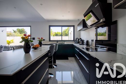 Villa a Nieul-sur-Mer, Charente-Maritime