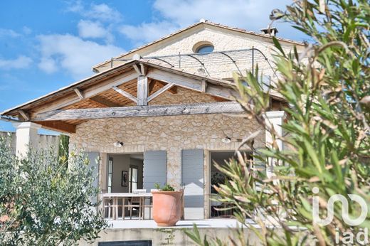 Villa in Garrigues-Sainte-Eulalie, Gard