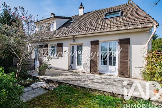 Villa in Saint-Germain-en-Laye, Yvelines