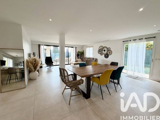 Villa in Grasse, Alpes-Maritimes