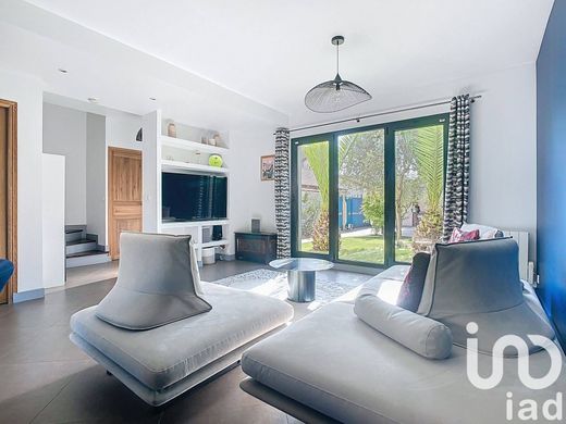 Colombes, Hauts-de-Seineのヴィラ