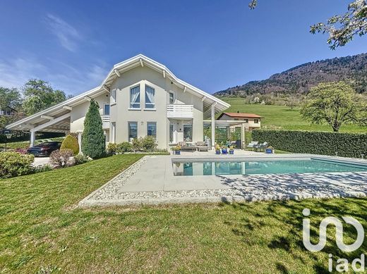 ﻓﻴﻼ ﻓﻲ Viuz-en-Sallaz, Haute-Savoie