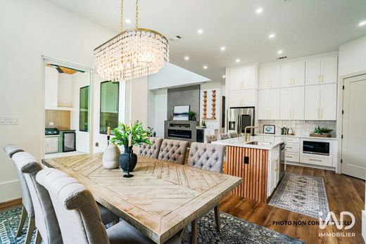 Apartment / Etagenwohnung in Aix-les-Bains, Savoy