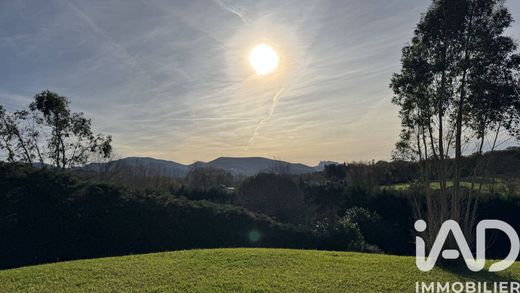 Villa in Urrugne, Pyrénées-Atlantiques