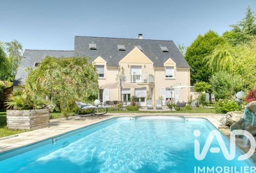Villa in Pierrefonds, Oise