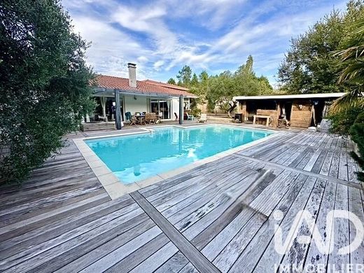 Villa à Salles, Gironde
