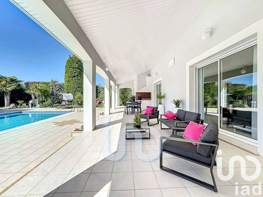 Villa Bruguières, Upper Garonne