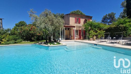 Вилла, Venelles, Bouches-du-Rhône