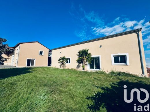Villa in Mailly-Champagne, Marne