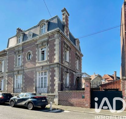 Villa in Compiègne, Oise