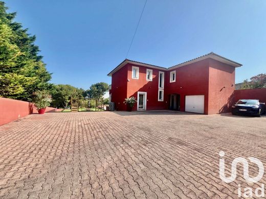 Villa in Septèmes-les-Vallons, Bouches-du-Rhône