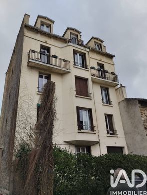 Residential complexes in Épinay-sur-Seine, Seine-Saint-Denis