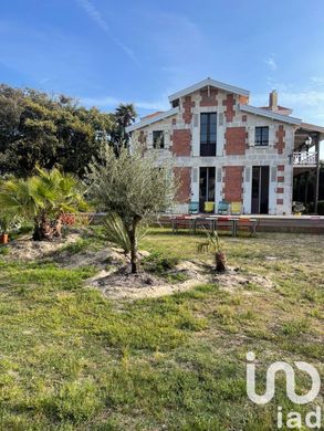 Villa in Soulac-sur-Mer, Gironde