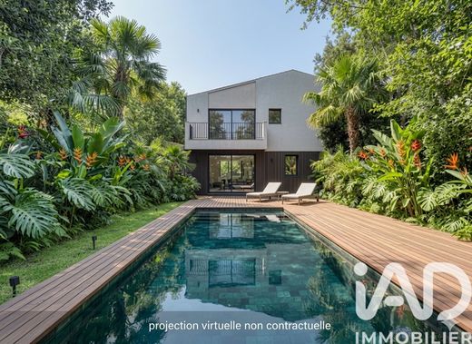Villa in La Rochelle, Charente-Maritime