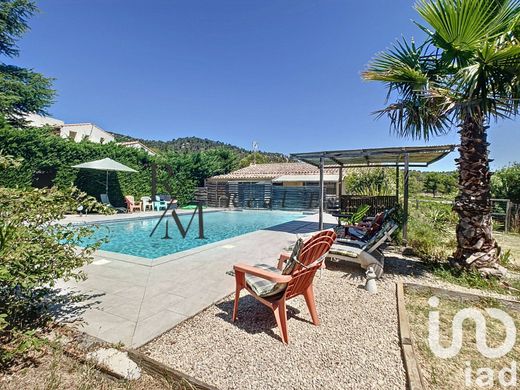 Villa in Rognes, Bouches-du-Rhône