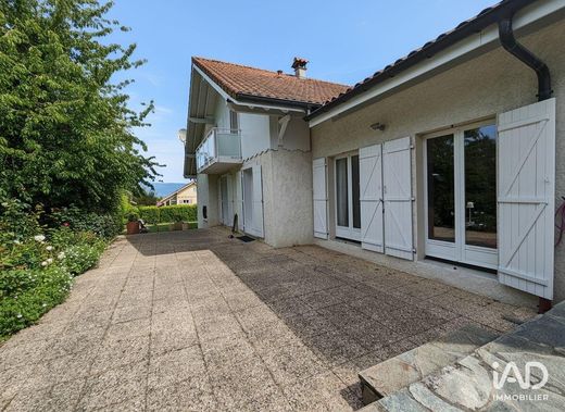 Вилла, Nernier, Haute-Savoie
